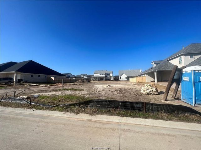 4817 Crystal Ridge Court, College Station, TX 77845