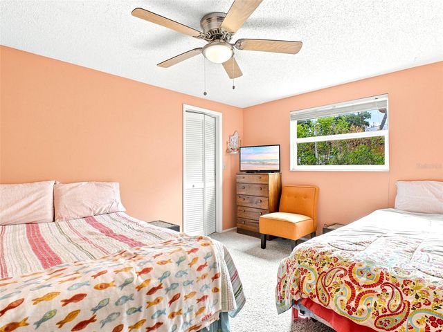 1071 PERSIMMON DRIVE, Palm Harbor, FL 34683