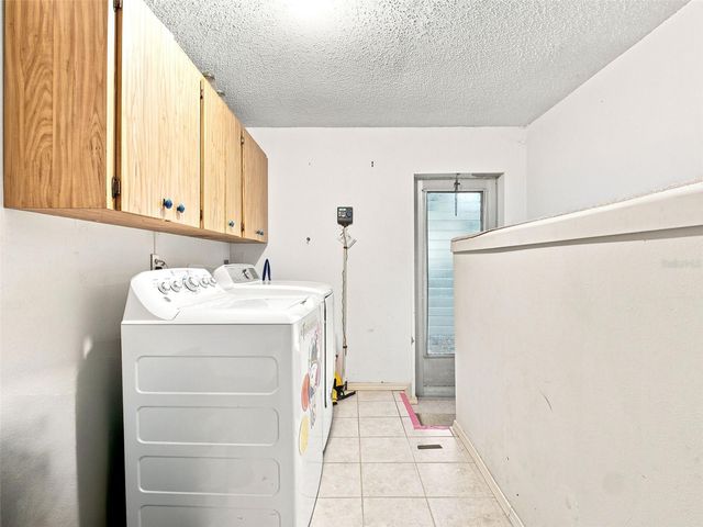 1071 PERSIMMON DRIVE, Palm Harbor, FL 34683