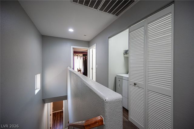 5433 Cross Meadows Lane, Las Vegas, NV 89122