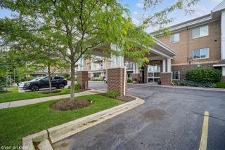 2220 Founders Drive 314, Northbrook, IL 60062