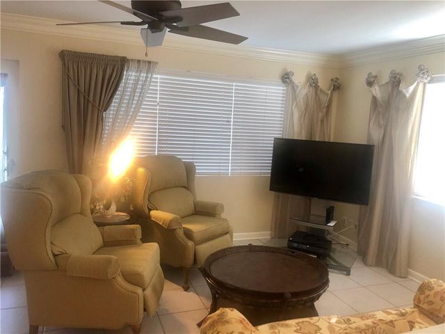 137 Farnham F 137, Deerfield Beach, FL 33442