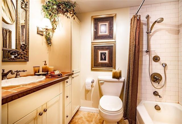 137 Farnham F 137, Deerfield Beach, FL 33442