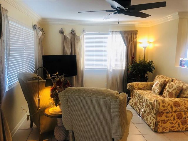 137 Farnham F 137, Deerfield Beach, FL 33442