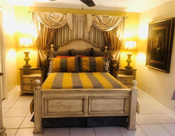 137 Farnham F 137, Deerfield Beach, FL 33442