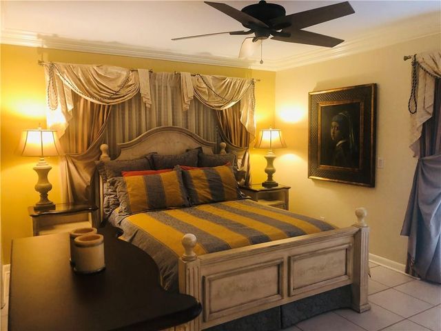 137 Farnham F 137, Deerfield Beach, FL 33442