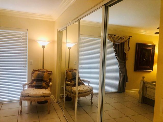 137 Farnham F 137, Deerfield Beach, FL 33442