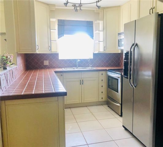 137 Farnham F 137, Deerfield Beach, FL 33442