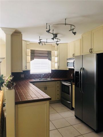 137 Farnham F 137, Deerfield Beach, FL 33442