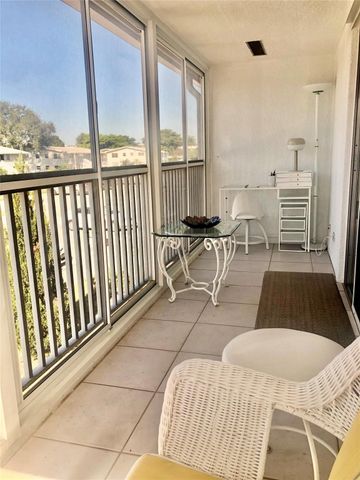 137 Farnham F 137, Deerfield Beach, FL 33442