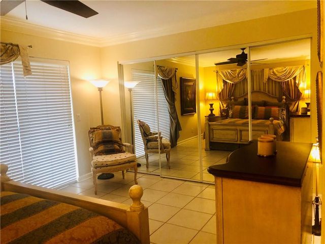 137 Farnham F 137, Deerfield Beach, FL 33442