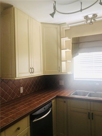 137 Farnham F 137, Deerfield Beach, FL 33442