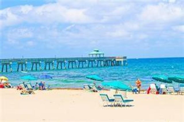 137 Farnham F 137, Deerfield Beach, FL 33442