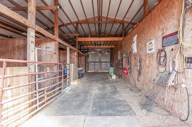 2656 CURVE WOODVILLE RD, Ripley, TN 38063