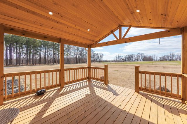 2656 CURVE WOODVILLE RD, Ripley, TN 38063