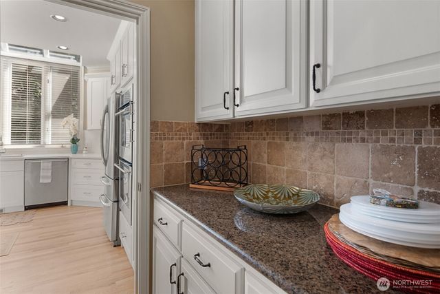 7214 204th Drive NE, Redmond, WA 98053