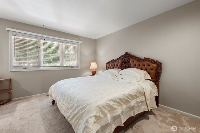 7214 204th Drive NE, Redmond, WA 98053