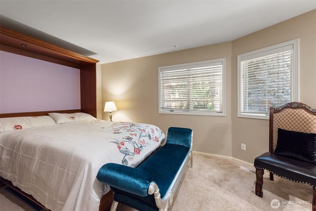 7214 204th Drive NE, Redmond, WA 98053