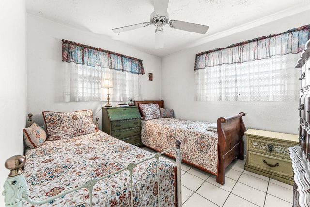 1040 W 1st Street, Riviera Beach, FL 33404