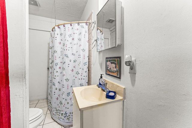 1040 W 1st Street, Riviera Beach, FL 33404