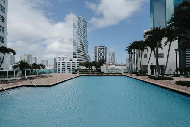 41 SE 5th Street 1615, Miami, FL 33131