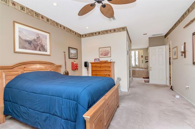 8440 CRANES ROOST, New Port Richey, FL 34654