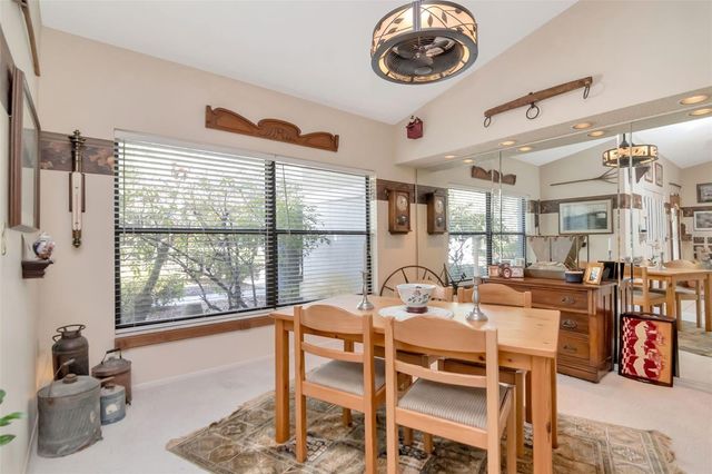 8440 CRANES ROOST, New Port Richey, FL 34654