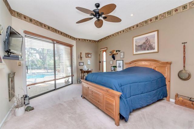 8440 CRANES ROOST, New Port Richey, FL 34654