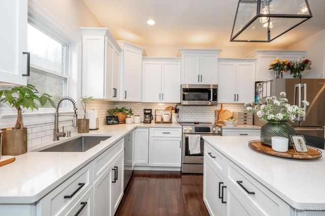 8134 Jordan Valley Court, Miami Twp, OH 45002