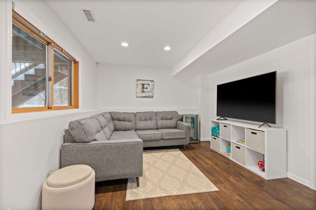 1999 Clarence Street, Maplewood, MN 55109