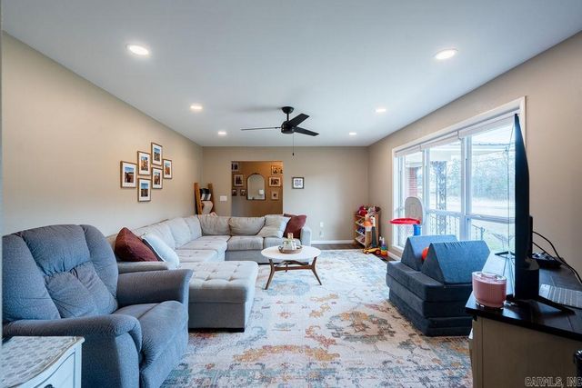 5350 W Heber Springs Road, Quitman, AR 72131