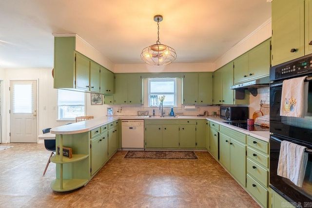 5350 W Heber Springs Road, Quitman, AR 72131