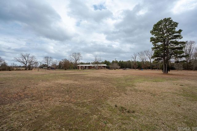 5350 W Heber Springs Road, Quitman, AR 72131