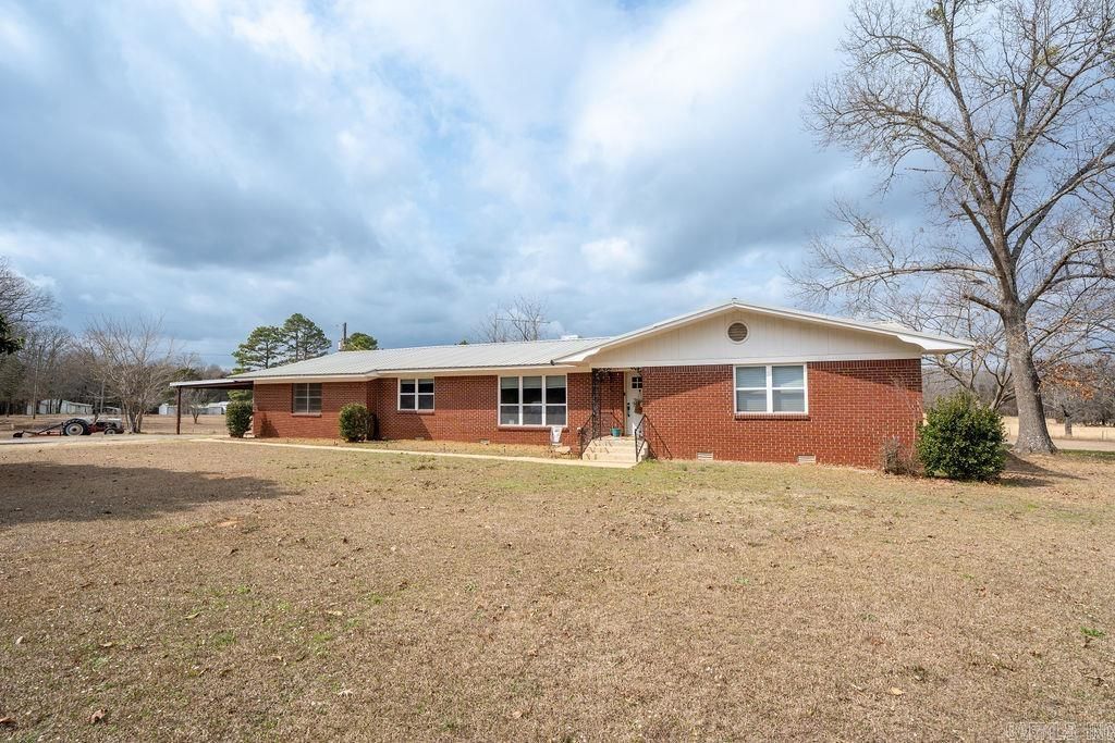 5350 W Heber Springs Road, Quitman, AR 72131