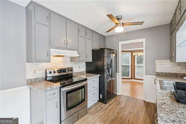 5167 Dekalb Way, Stone Mountain, GA 30087