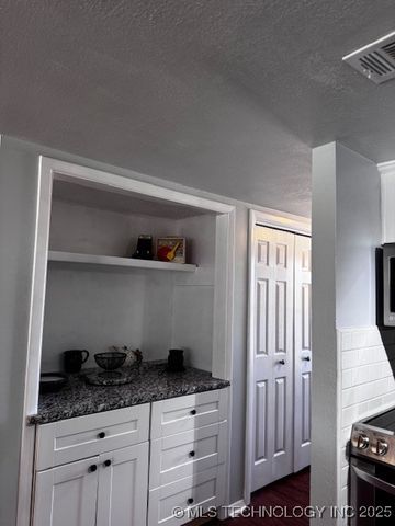 204 Falconhead F, Burneyville, OK 73430