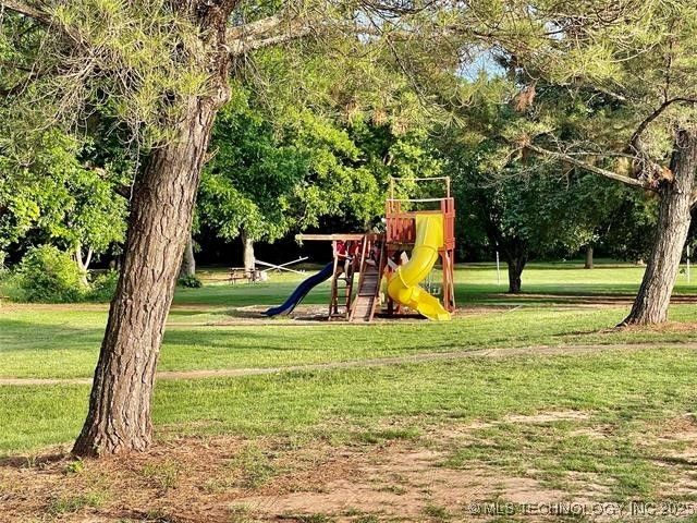 204 Falconhead F, Burneyville, OK 73430