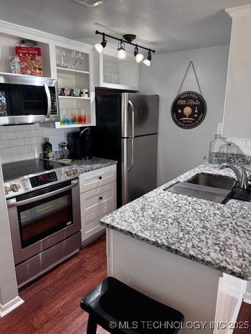 204 Falconhead F, Burneyville, OK 73430