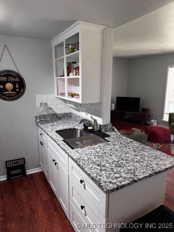 204 Falconhead F, Burneyville, OK 73430