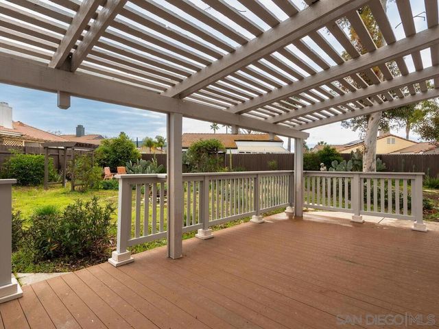 32453 Enriqueta Cir, Temecula, CA 92592