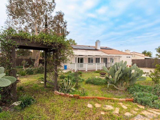 32453 Enriqueta Cir, Temecula, CA 92592