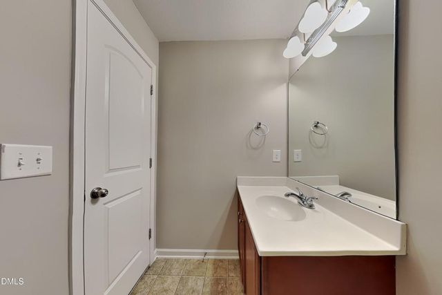 138 Hunterwood Place, Benson, NC 27504