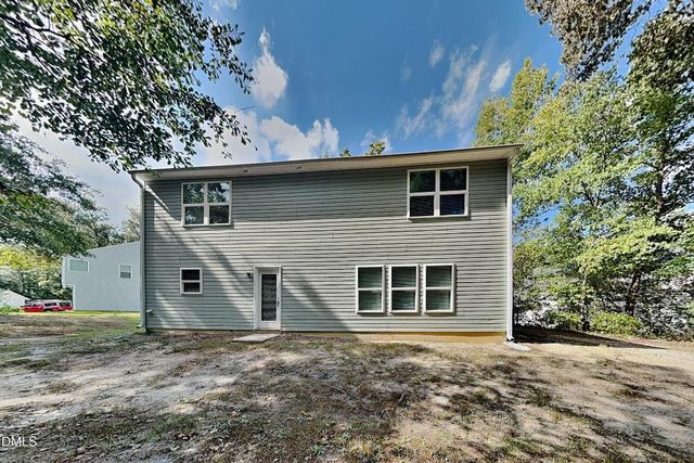 138 Hunterwood Place, Benson, NC 27504