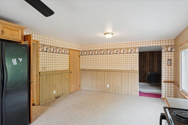 3650 Hogback Road, Fowlerville, MI 48836