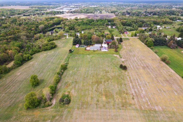 3650 Hogback Road, Fowlerville, MI 48836