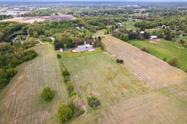 3650 Hogback Road, Fowlerville, MI 48836
