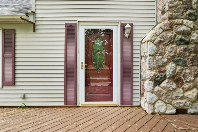 3650 Hogback Road, Fowlerville, MI 48836