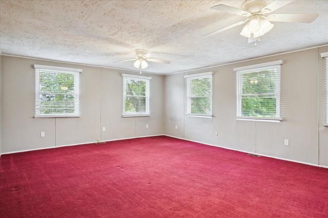 3650 Hogback Road, Fowlerville, MI 48836