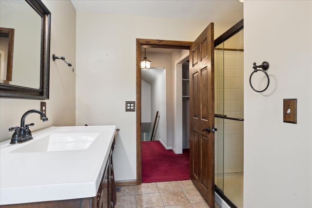 3650 Hogback Road, Fowlerville, MI 48836