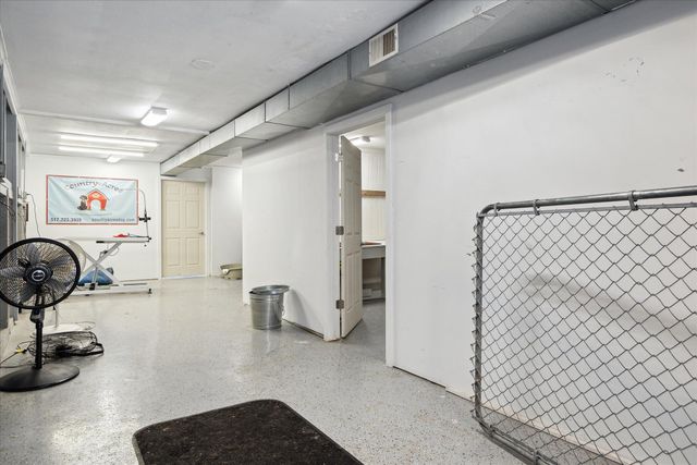 3650 Hogback Road, Fowlerville, MI 48836